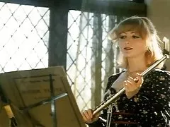 मेरे होंठ के लिए केवल बांसुरी