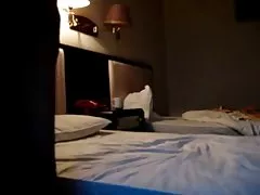 होटल में चीनी शौकिया युगल
