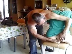 मुझे बालों वाली सारा dildoing के एक बड़े आदमी के साथ